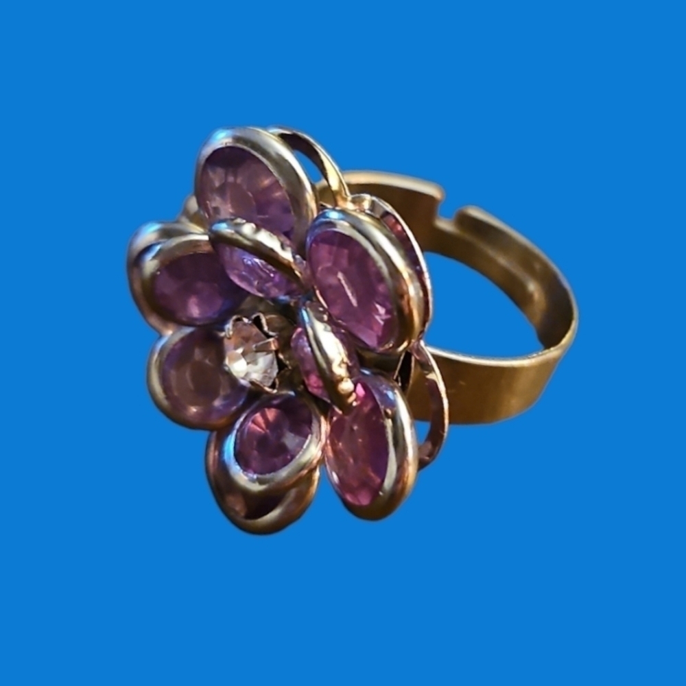 3/$30 Vintage Purple Flower Adjustable Ring